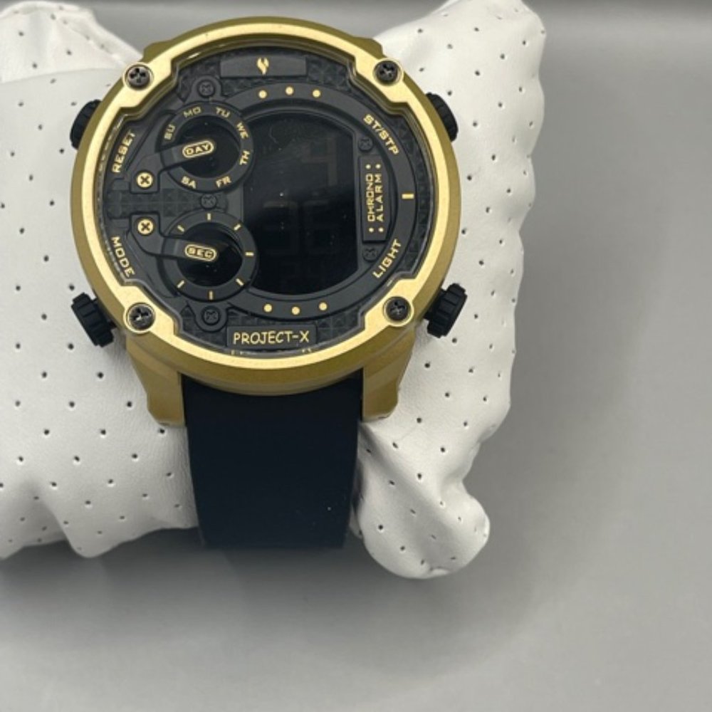 Watch New - Picture 1 of 3